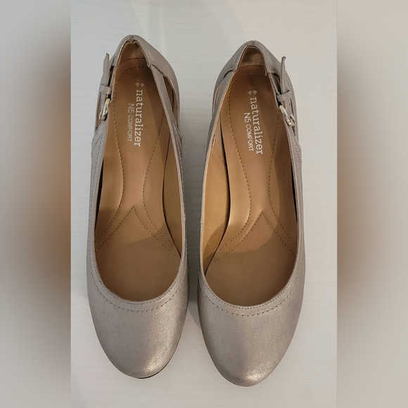 Naturalizer Metallic Wedge Shoes - Silver Sz 9 - Picture 3 of 6
